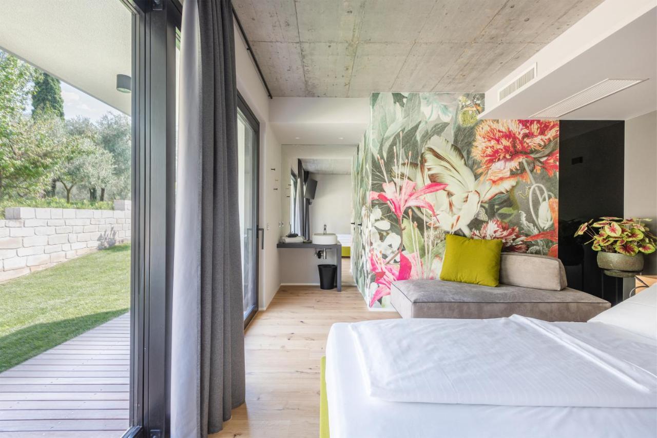 Oleeva Garda Living - Adults Only Bed & Breakfast Riva del Garda Exterior foto