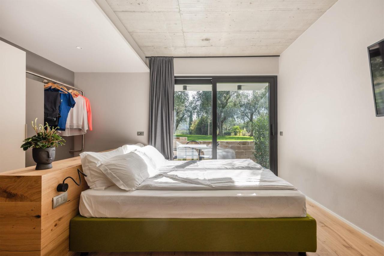 Oleeva Garda Living - Adults Only Bed & Breakfast Riva del Garda Exterior foto