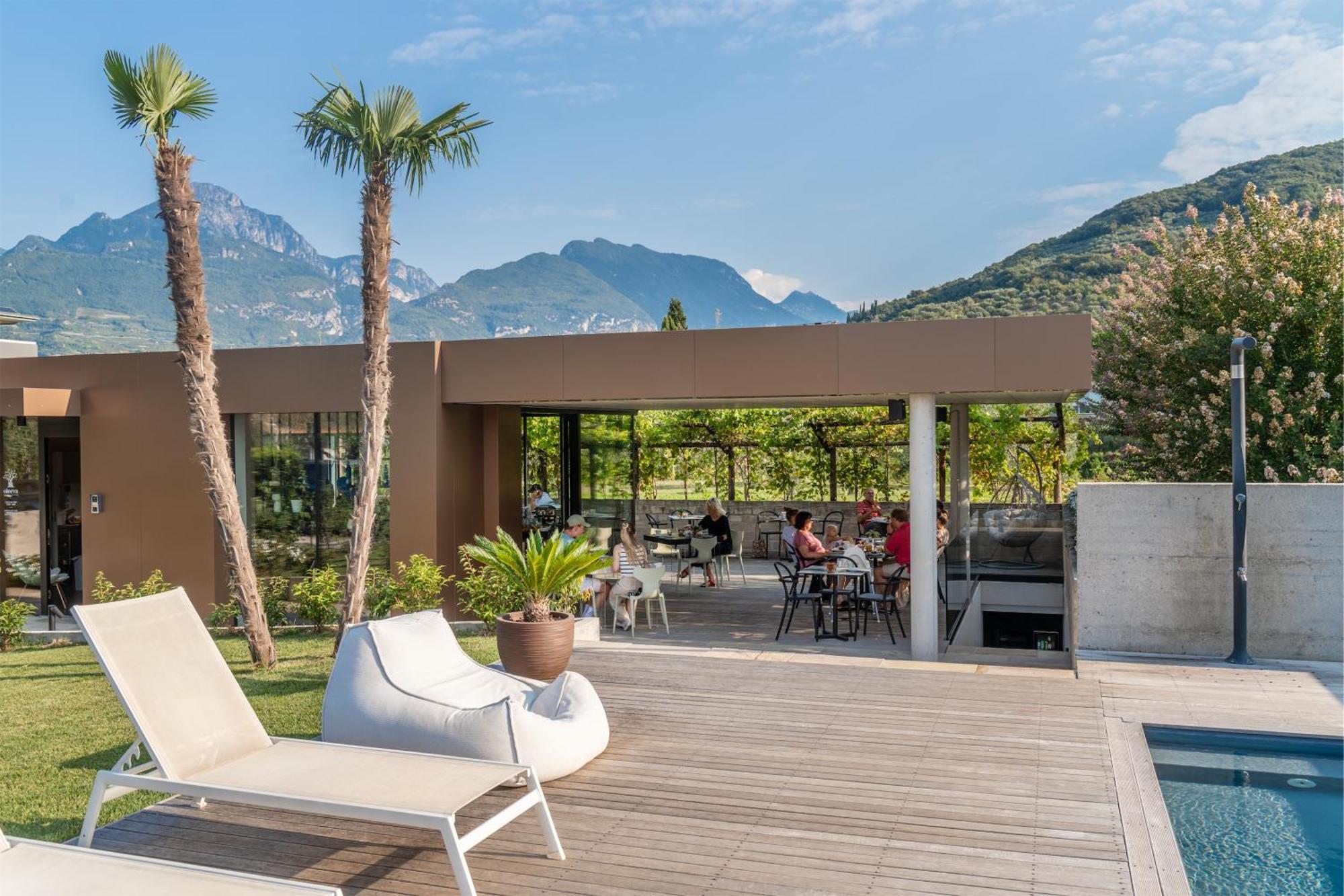 Oleeva Garda Living - Adults Only Bed & Breakfast Riva del Garda Exterior foto